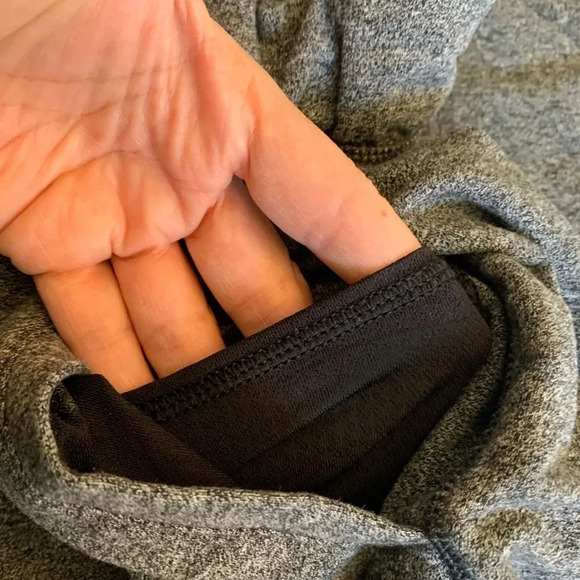 Lululemon Sattva Pant lI
Heathered grey.  Size 4 - Picture 10 of 16